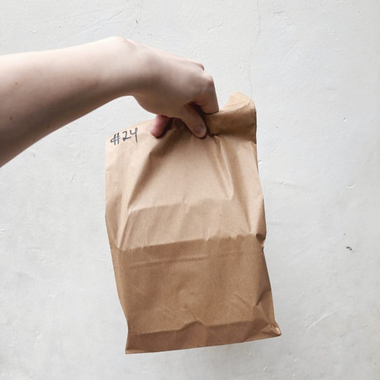 Convenient Pickup and Delivery Options for Healthy American Fare